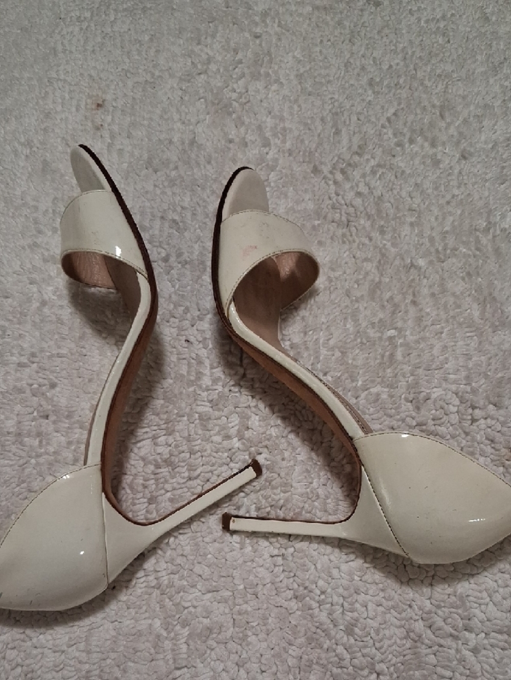 Manolo Blahnik Cream D'Orsay Open-Toe Stiletto Heels - Picture 3 of 9